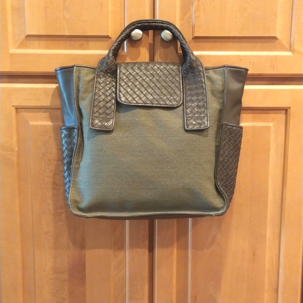 BCBGMaxAzria Large Tote bag Leather Canvas NWOT